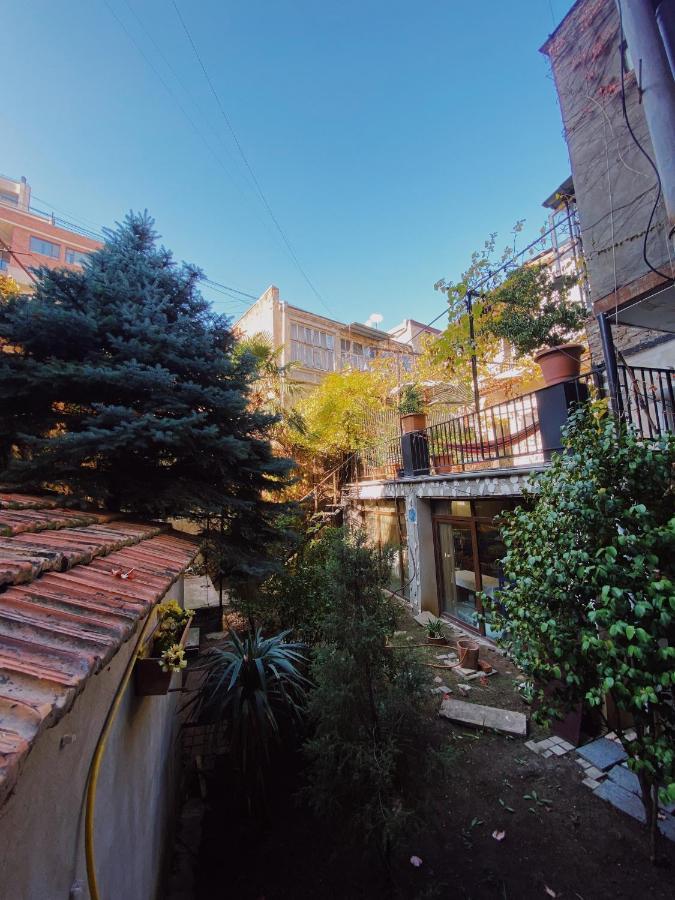 Hostel Simple Tbilisi Exterior foto